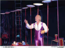 The Fabulous Antons - China Plate-Spinning.