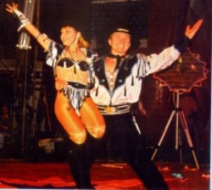 Jon Anton Presents...various WESTERN ACTS available. Suitable for Circus, Carnivals, Corporate Events, Cabaret, Theme Events, Western Weekends, Commercials & Advertising Projects.